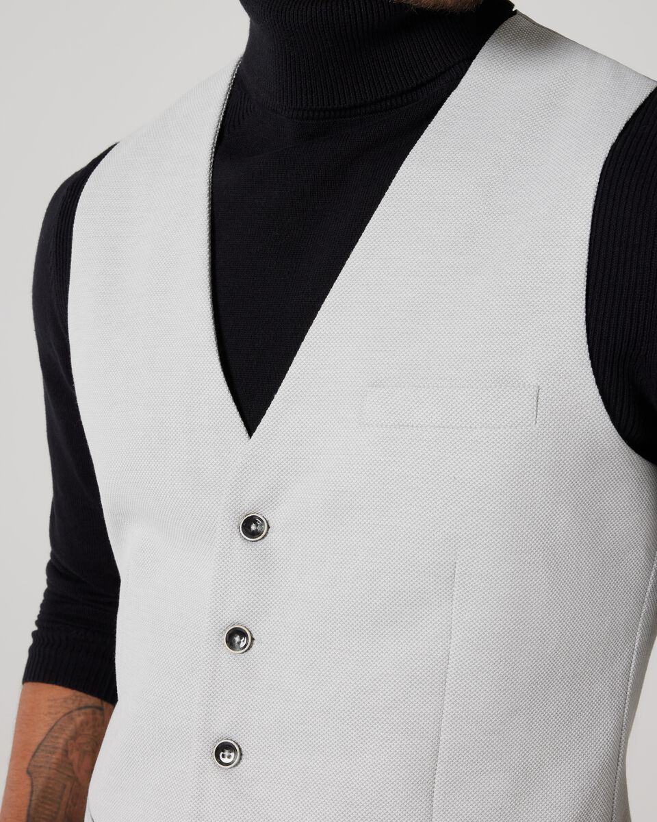 5 Buttoned Textured Tailored Vest 